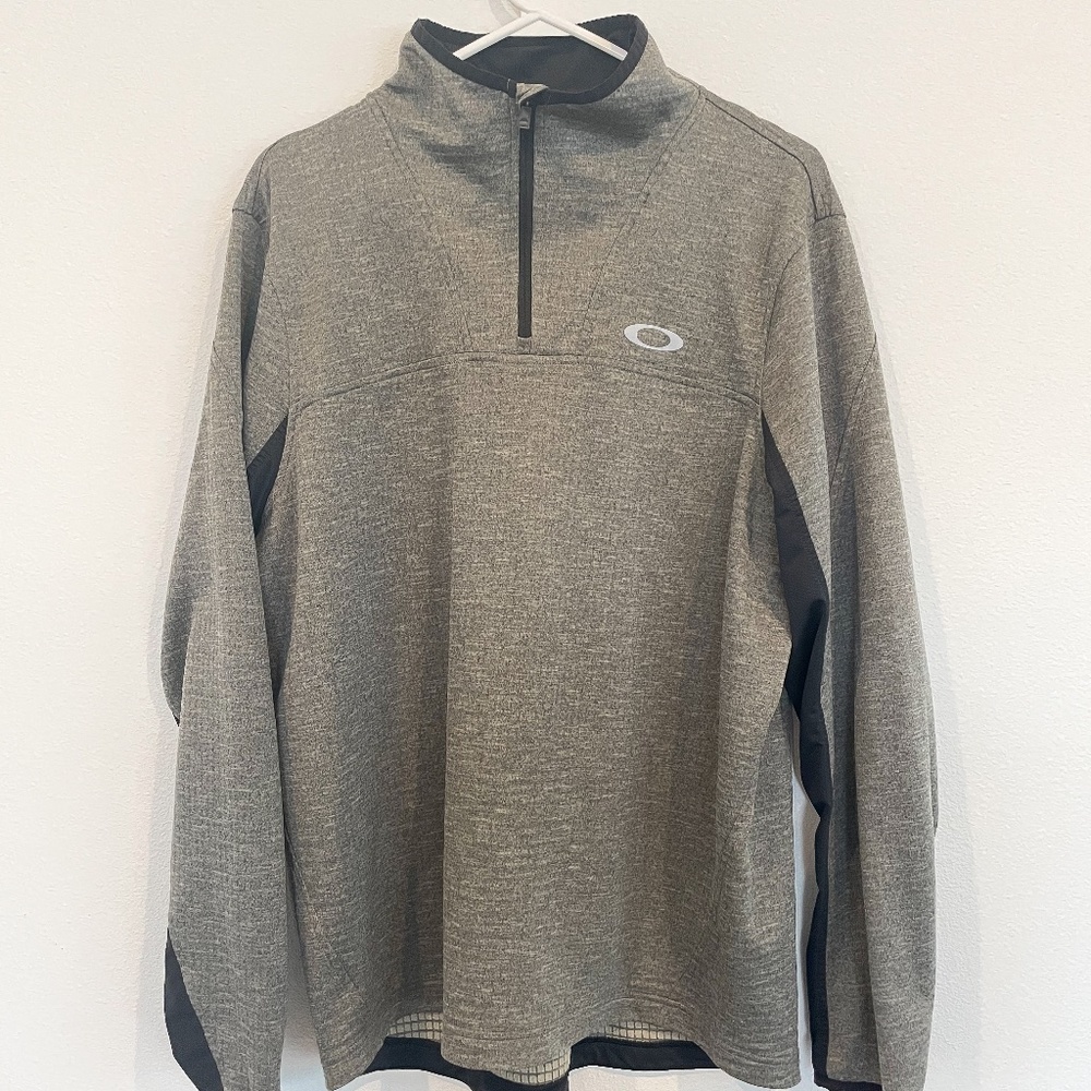 Mens Oakley Gray quarter zip pullover